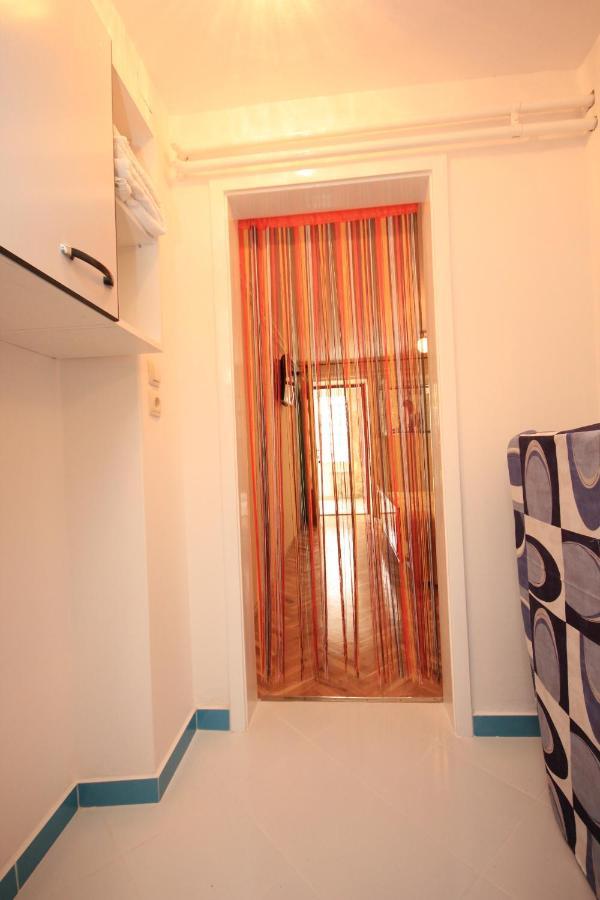 Apartments And Rooms By The Sea Medveja, Opatija - 2305 Lovran Buitenkant foto